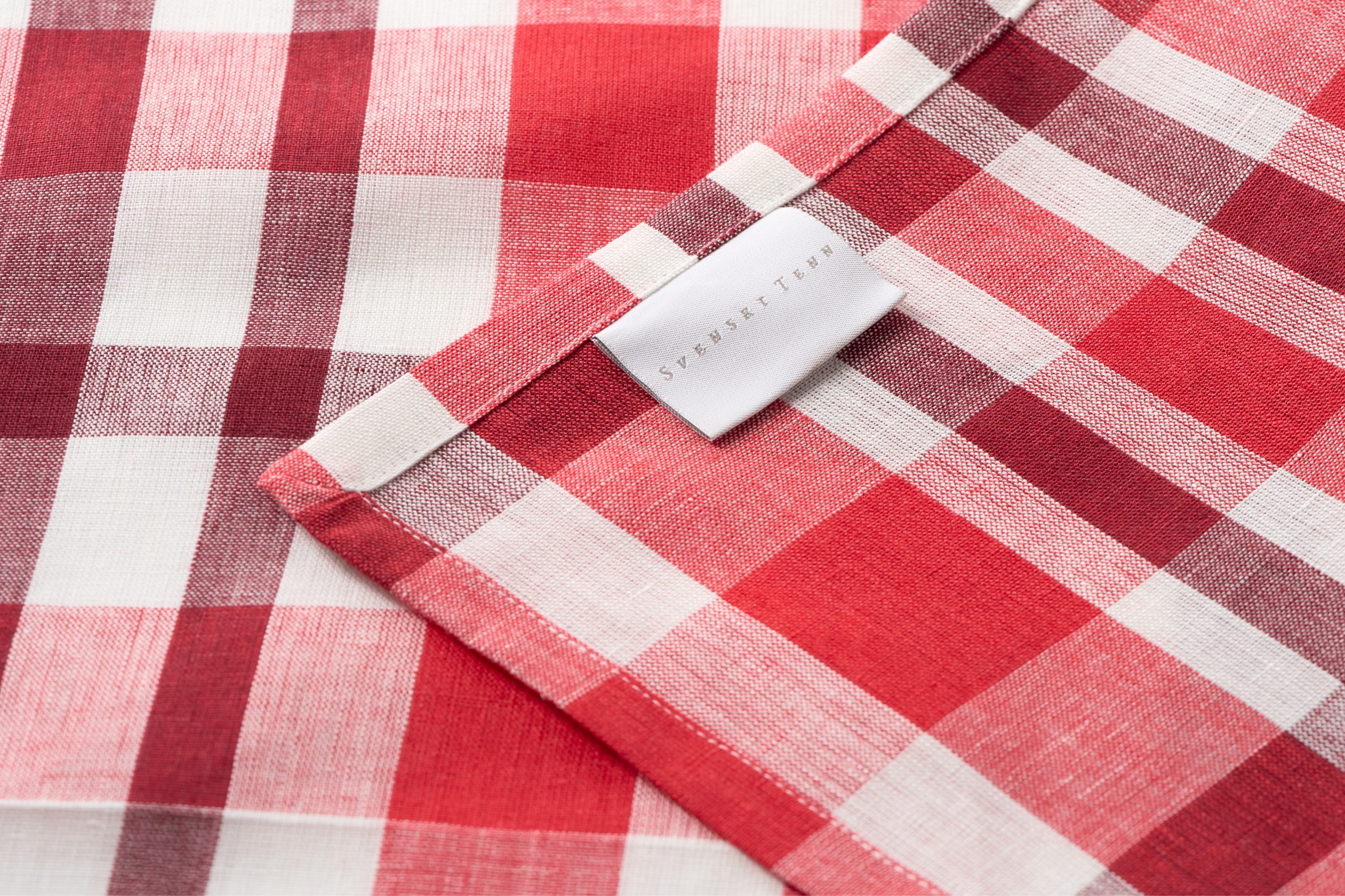 svenskt-tenn_evelina-kroon_napkins-napkin-holders_napkin-check_red--white__linen_width-50-cm-height-50-cm_115695_0_detail