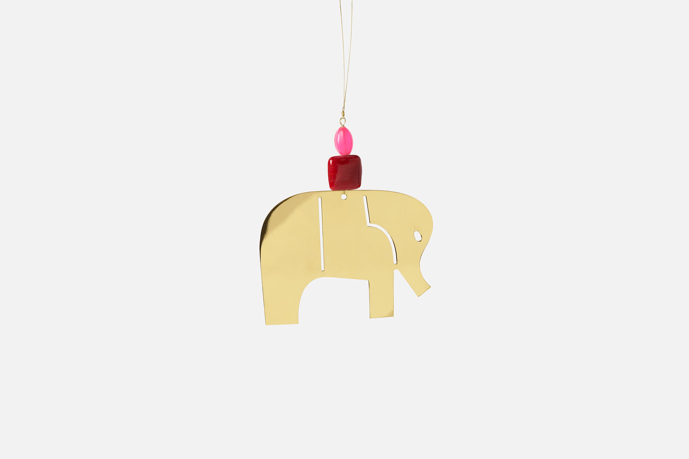 svenskt-tenn_nkuli-mlangeni-berg_decorative-accessories_ornament-love-letter_pink__brass--glass__116299_0_pyd3m5